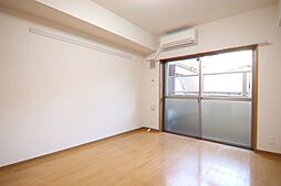 ベルウッド南山 104 1階1Kのリビング/ダイニング