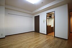 ルミア イレブン 501 5階1Kのリビング/ダイニング