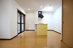 ホリーステージ城山 107 1階1LDKのリビング/ダイニング