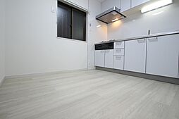 サンハイツ小幡 201 2階2LDKのリビング/ダイニング