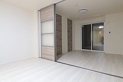 グラン弥富通 302 3階1LDKのリビング/ダイニング