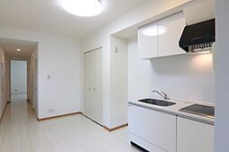 ソリッド瑞穂通 301 3階1LDKのリビング/ダイニング