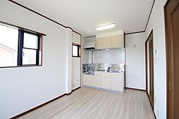 チャームタウン 202 2階2DKのリビング/ダイニング