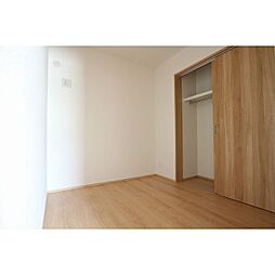 REGALEST守山III 101 1階1LDKのリビング/ダイニング