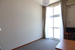 ピオニエ川名 101 1階1Kのリビング/ダイニング