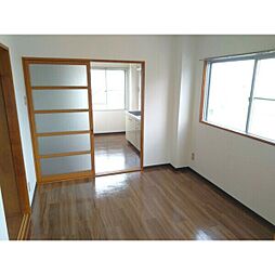 グリーンハイツ明和 302 3階2DKのリビング/ダイニング