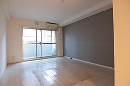 シェリールエヴァン 305 3階1Kのリビング/ダイニング