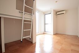 eagle HONJIN 302 3階1Kのリビング/ダイニング