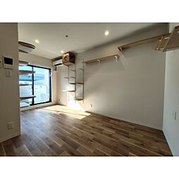 Coco Cat 岩塚 201 2階1LDKのリビング/ダイニング