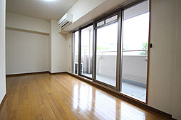 プロビデンス御器所 201 2階1Kのリビング/ダイニング