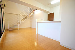 スタジオスクエア泉 903 9階2LDKのリビング/ダイニング