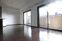 Epoch　IKAI 102 1階2LDKのリビング/ダイニング