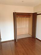 洋室収納