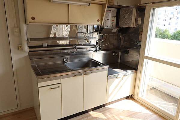 apartment 北海道夕張郡栗山町錦３丁目28-14
錦の賃貸情報を見る
物件地図