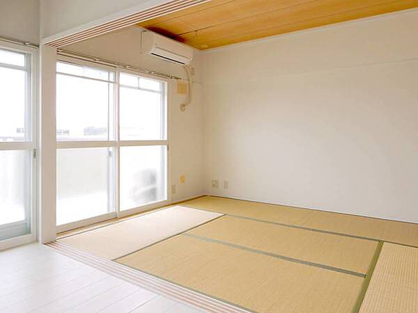 apartment 岩手県一関市花泉町花泉字伊勢沢14-4
花泉町花泉の賃貸情報を見る
物件地図