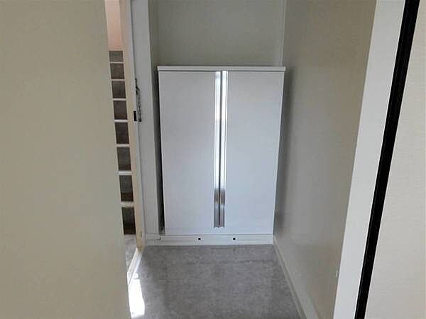 apartment 東京都港区虎ノ門４丁目3-13　ヒューリック神谷町ビル4階