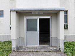 6 / 8