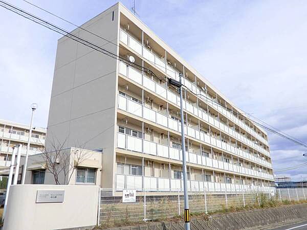 apartment 秋田県能代市能代町字中川原33-41
中川原の賃貸情報を見る
物件地図