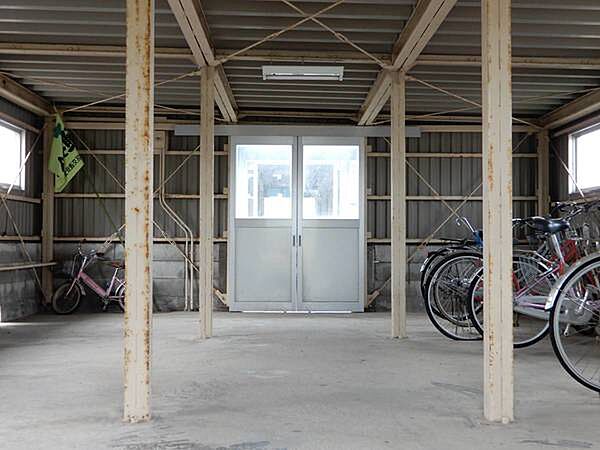 apartment 秋田県能代市能代町字中川原33-41
中川原の賃貸情報を見る
物件地図