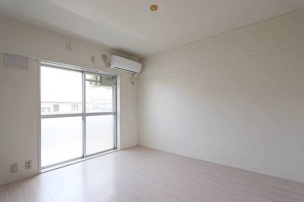 apartment 秋田県大館市釈迦内字街道上112-2
釈迦内の賃貸情報を見る
物件地図