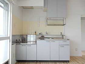 ビレッジハウス楠島2号棟