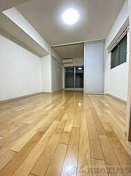 セノアタワー新大阪 13階3LDKのリビング/ダイニング