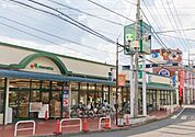 マルエツ東久留米店 徒歩7分。 500m