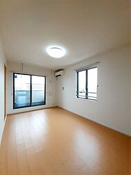 JR高崎線 岡部駅 徒歩5分の賃貸アパート 3階1LDKのリビング/ダイニング