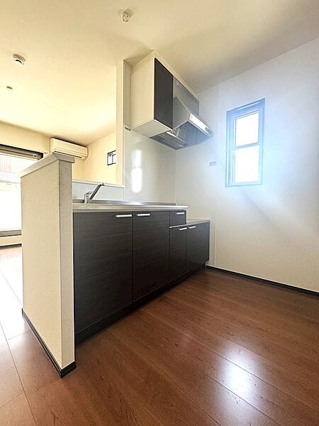 detached 茨城県古河市釈迦

地図を見る