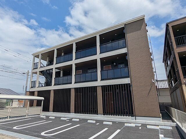 7 / 25