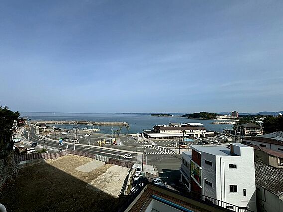 夏は花火もお部...