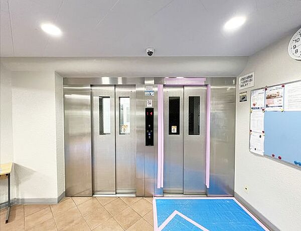 エントランスを拡大表示