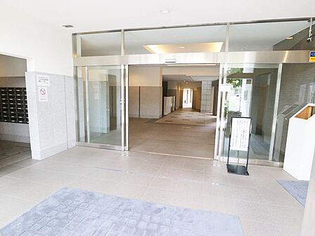 24時間ゴミ出し可なので、ゴミが溜まったらすぐ捨てられるため、お部屋を衛生的に保てます。
