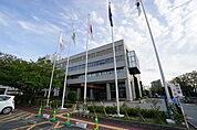 役所「吹田市役所まで1311m」