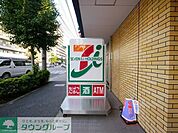 セブンイレブン戸田本町1丁目店 徒歩7分。コンビニ 500m
