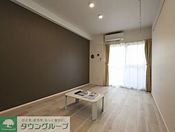 レオパレスＭａｉｓｏｎ　Ｌｕｍｉｅｒｅ 2階ワンルームのリビング/ダイニング