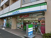 ファミリーマート和光諏訪店 徒歩6分。コンビニ 410m