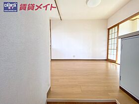 鈴与ウェスト W ｜ 三重県四日市市富田４丁目（賃貸アパート1DK・2階・55.00㎡） その11