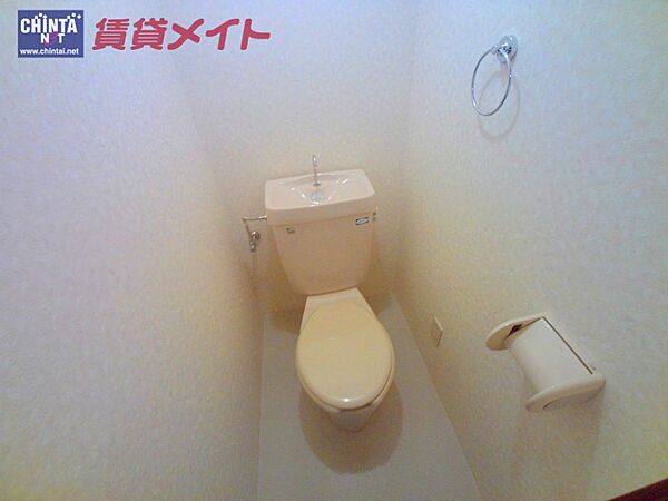 画像9:トイレ同型参照