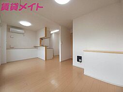 カーサ　ラピタ 2階1LDKのリビング/ダイニング