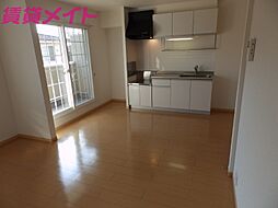 フィオーレIII 2階2LDKのリビング/ダイニング