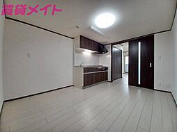 ノアール白須賀 3階1DKのリビング/ダイニング