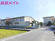四日市市立羽津北小学校 411m