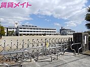 四日市市立富洲原中学校 452m