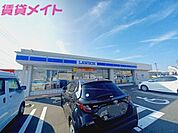 ローソン川越町高松店 747m