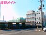 周辺：川越町立川越中学校 982m