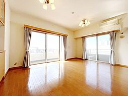 日神パレステージ湘南平塚 7階3LDKのリビング/ダイニング