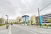 ららぽーと平塚 徒歩13分。 990m