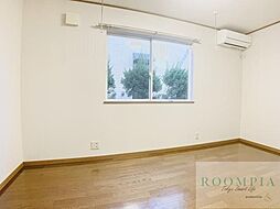 エールメゾン 107 1階ワンルームのリビング/ダイニング