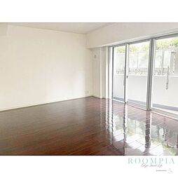 ＫＷレジデンス桜新町 101 1階1LDKのリビング/ダイニング